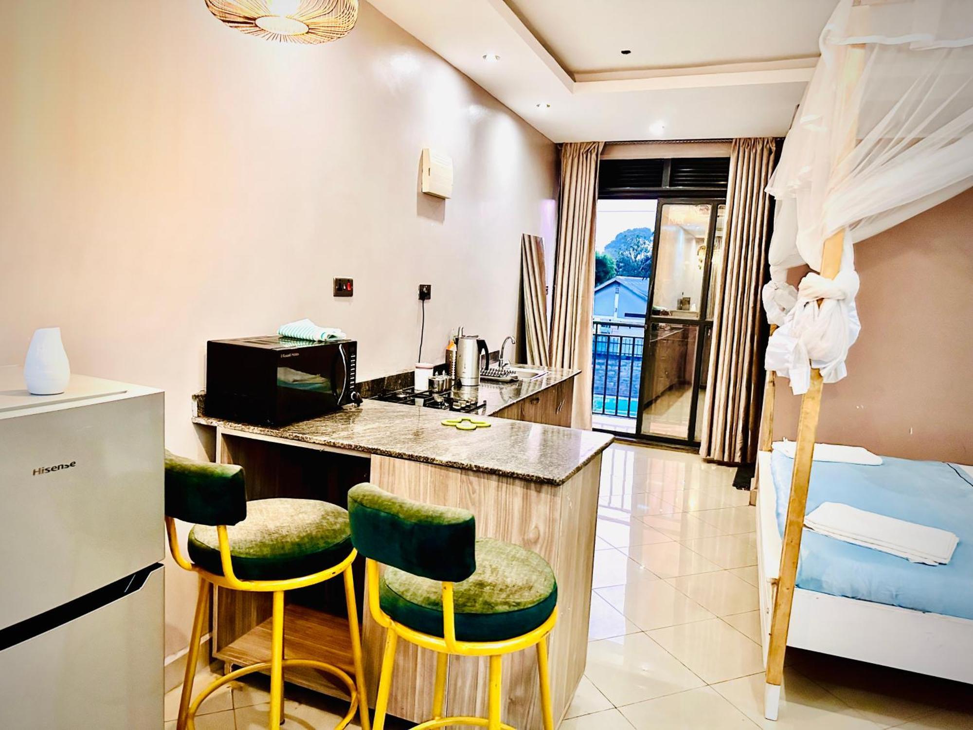Trendy Apartments Entebbe Bagian luar foto