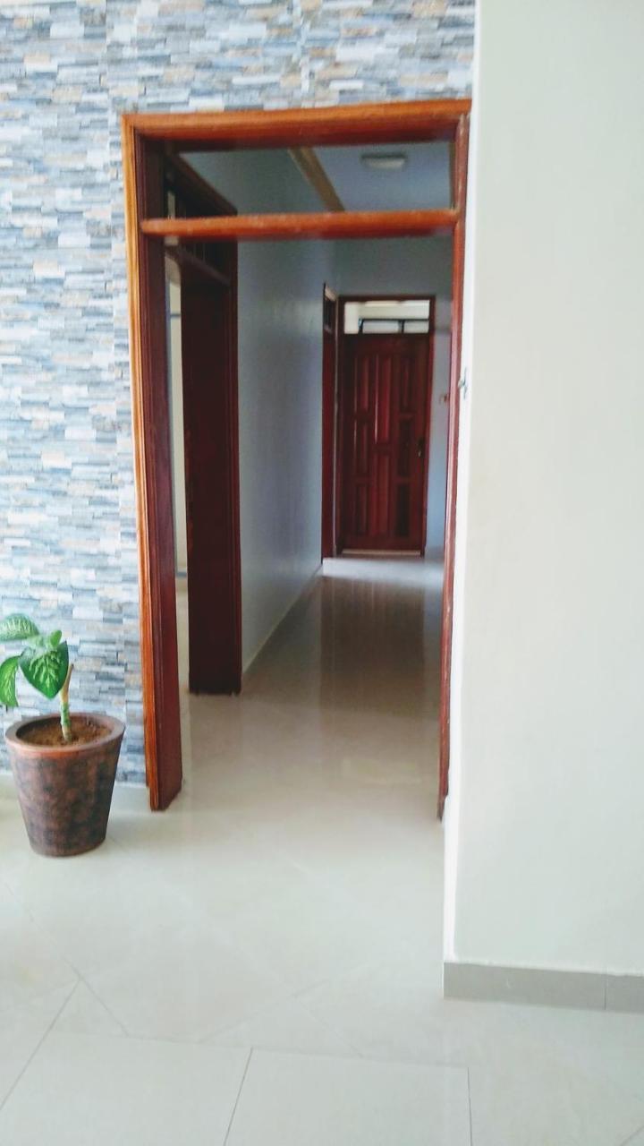 Trendy Apartments Entebbe Bagian luar foto