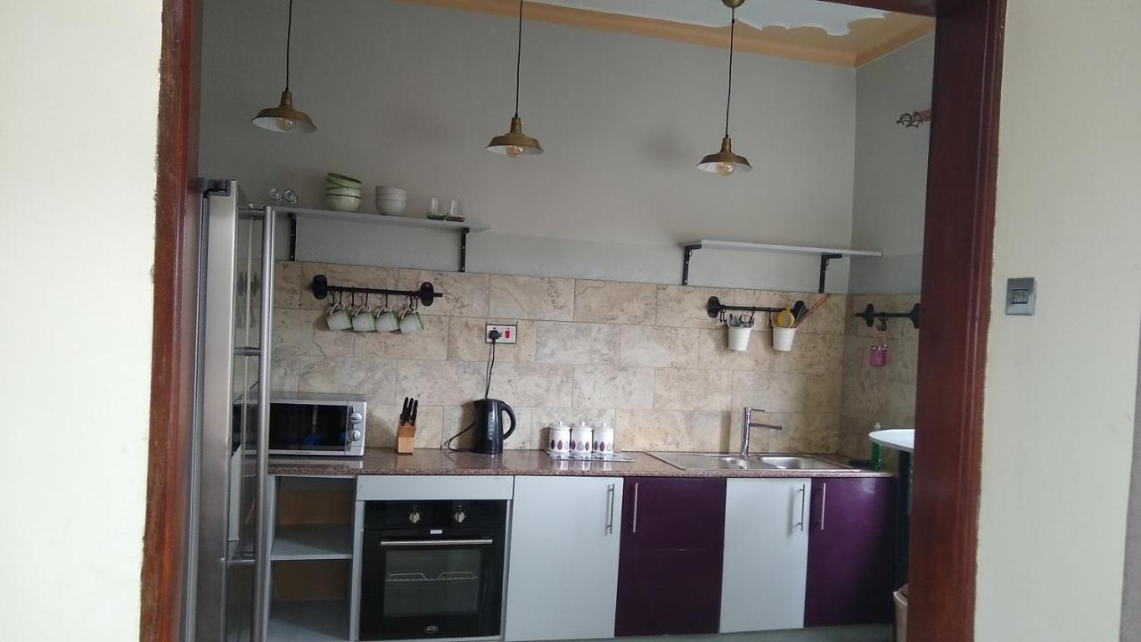 Trendy Apartments Entebbe Bagian luar foto